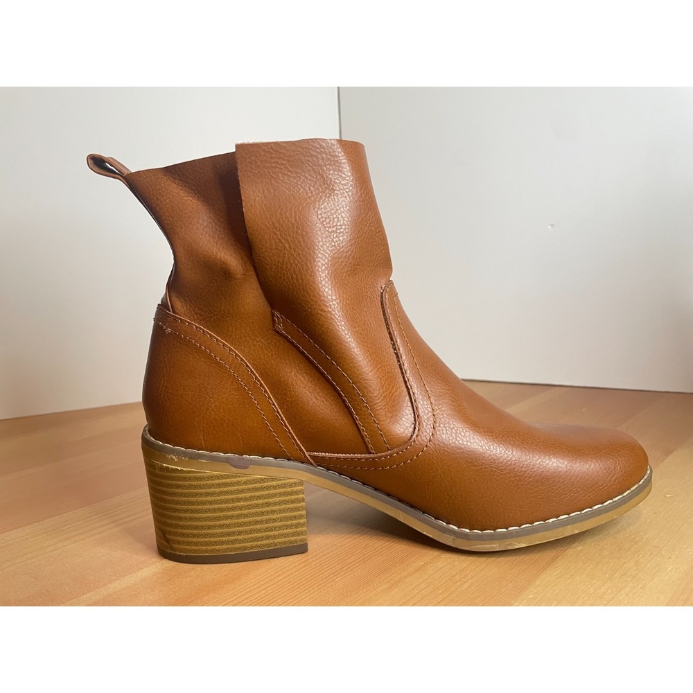 Mossimo Brown pull-on Block Heel Ankle Boots Size 9.5 US - Picture 4 of 11